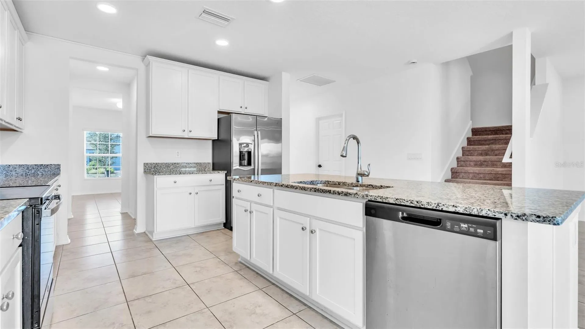 12264 Hilltop Farms Drive Dade City FL 33525