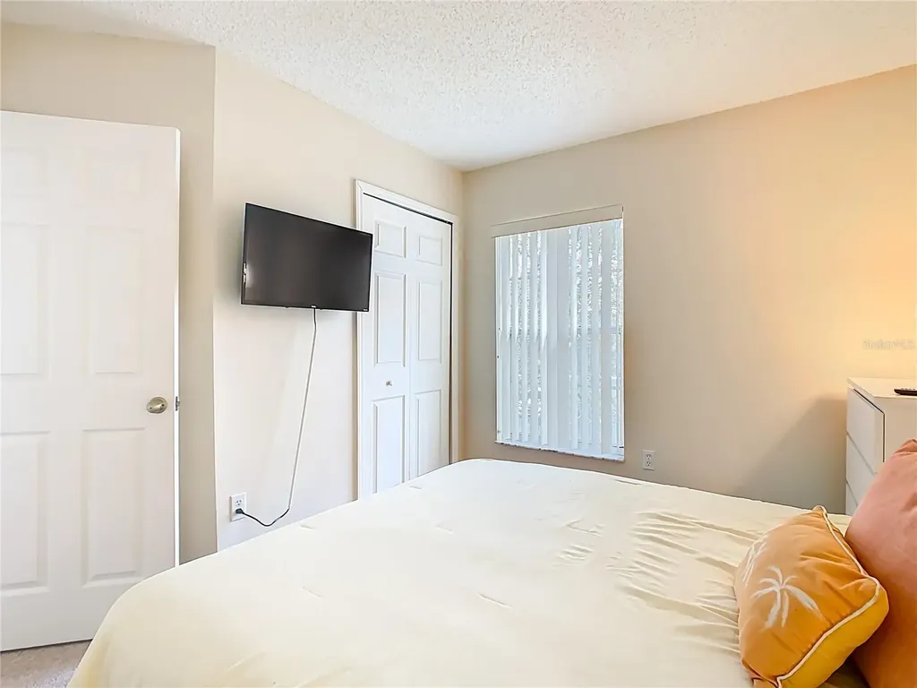 2764 Sun Key Place Kissimmee FL 34747