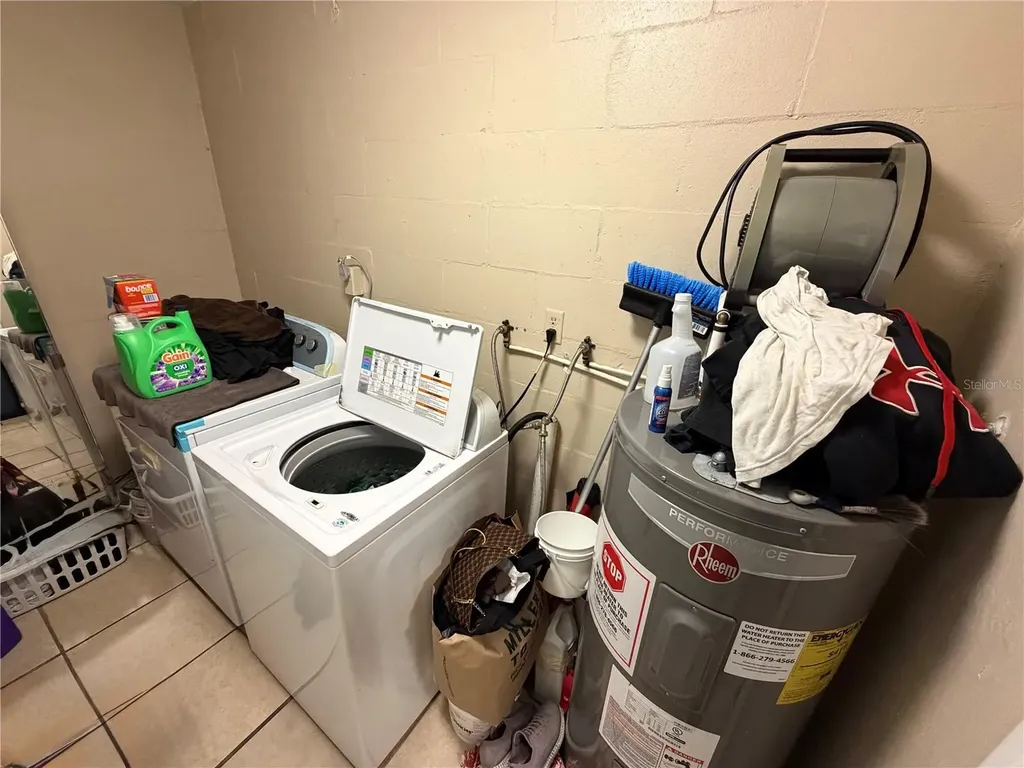 327 Salina Drive Altamonte Springs FL 32701