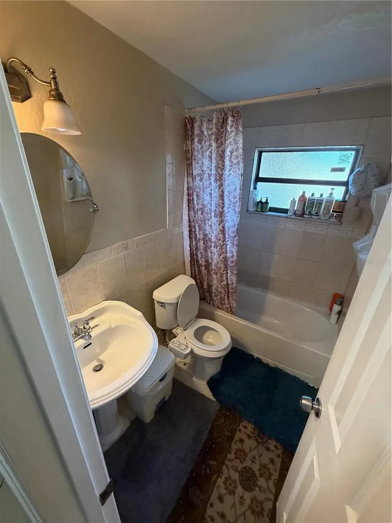 327 Salina Drive Altamonte Springs FL 32701