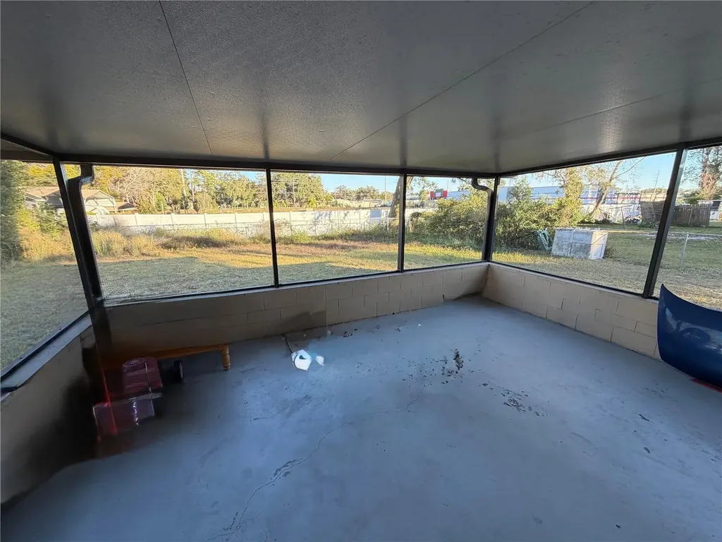 327 Salina Drive Altamonte Springs FL 32701