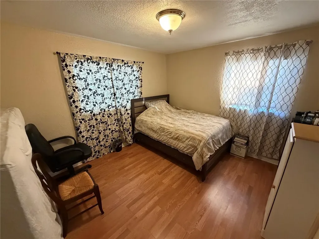 327 Salina Drive Altamonte Springs FL 32701