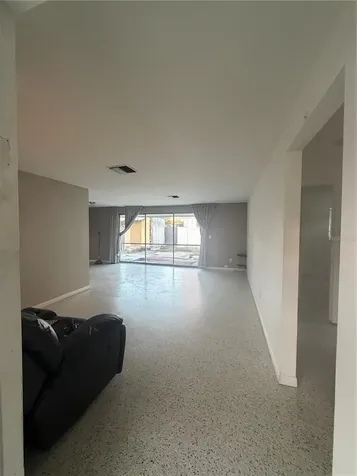 8701 94th Street Seminole FL 33777