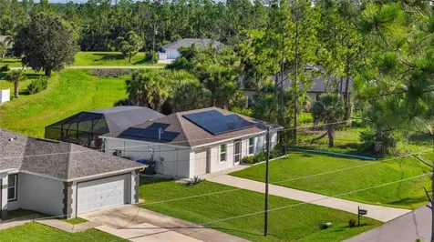 1477 Winthrop Street North Port FL 34288