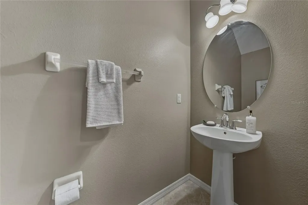 8527 Brushleaf Way Tampa FL 33647