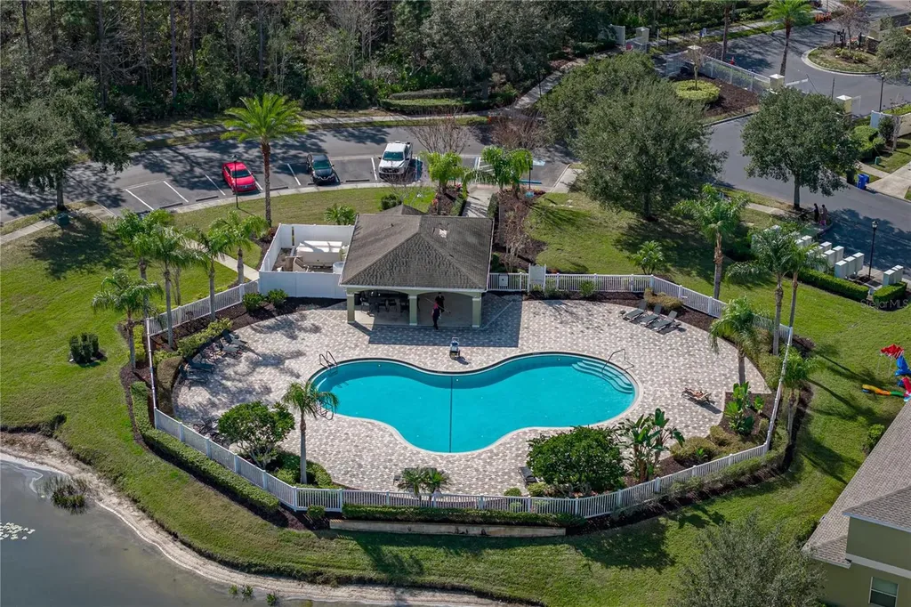 8527 Brushleaf Way Tampa FL 33647