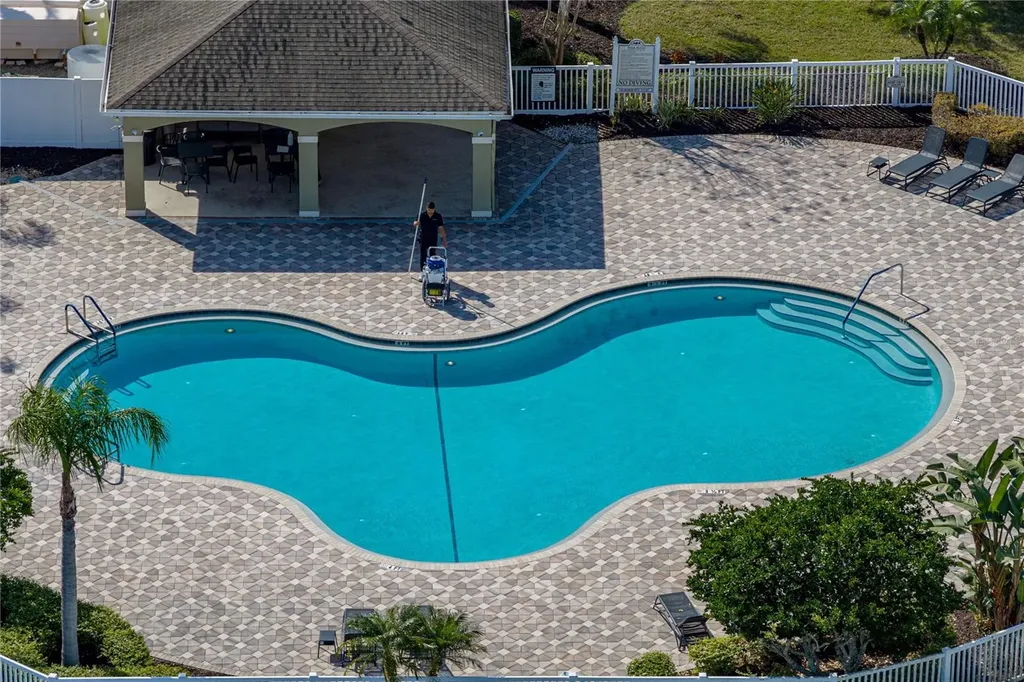 8527 Brushleaf Way Tampa FL 33647