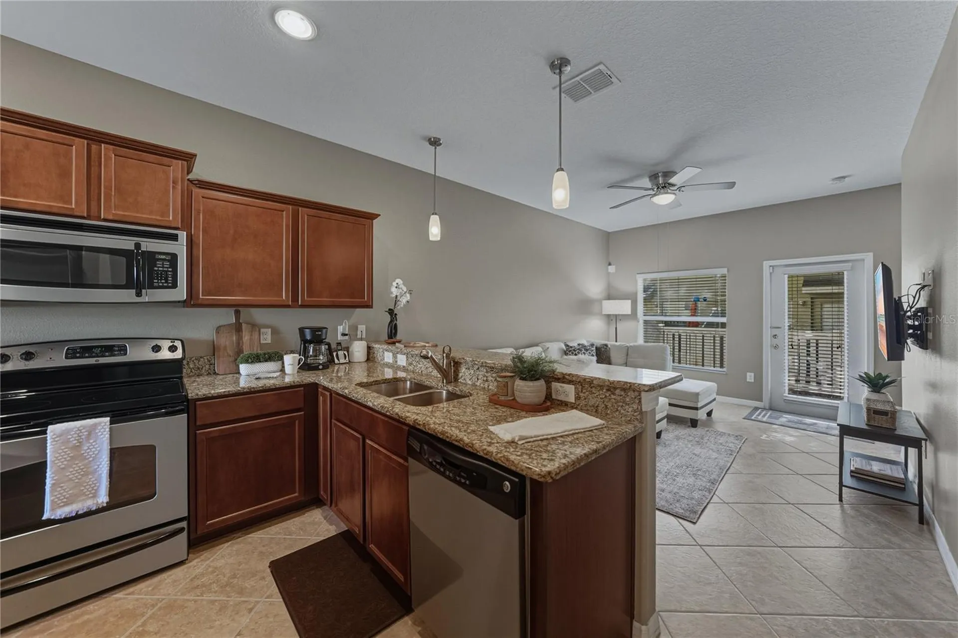 8527 Brushleaf Way Tampa FL 33647