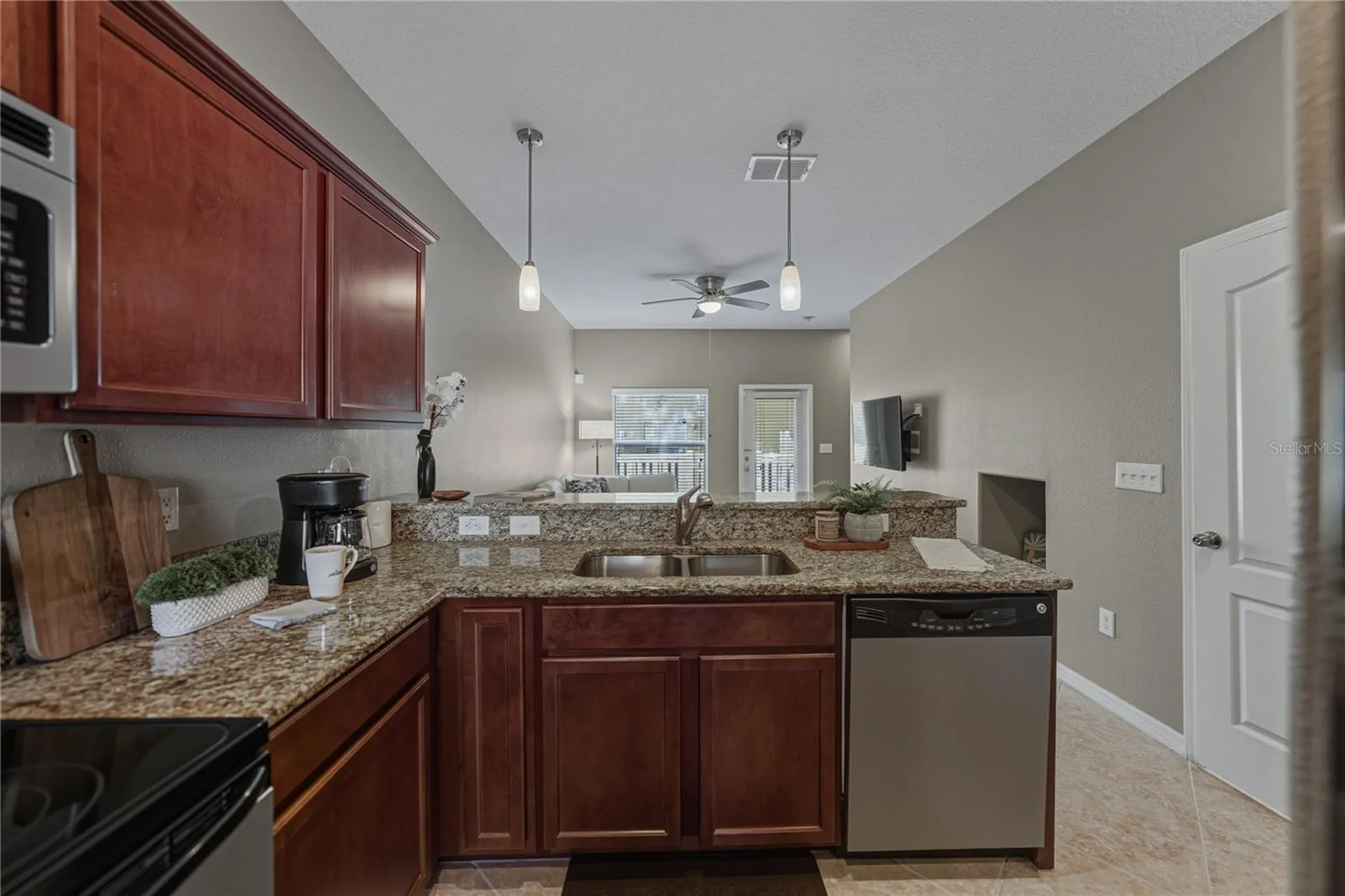 8527 Brushleaf Way Tampa FL 33647