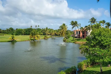 185 Candelero Deive Humacao PR 00791
