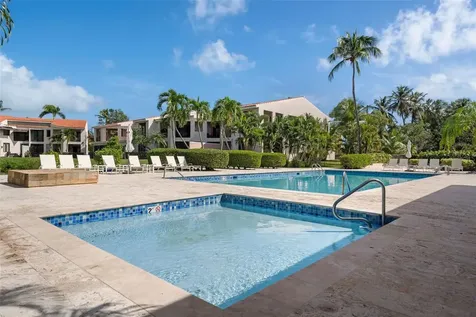 185 Candelero Deive Humacao PR 00791