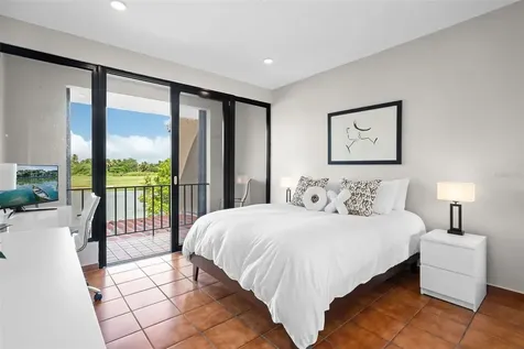 185 Candelero Deive Humacao PR 00791