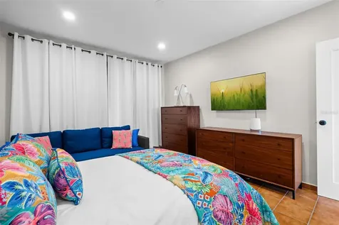 185 Candelero Deive Humacao PR 00791