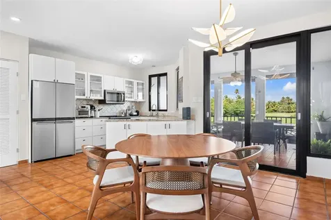 185 Candelero Deive Humacao PR 00791