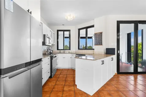 185 Candelero Deive Humacao PR 00791