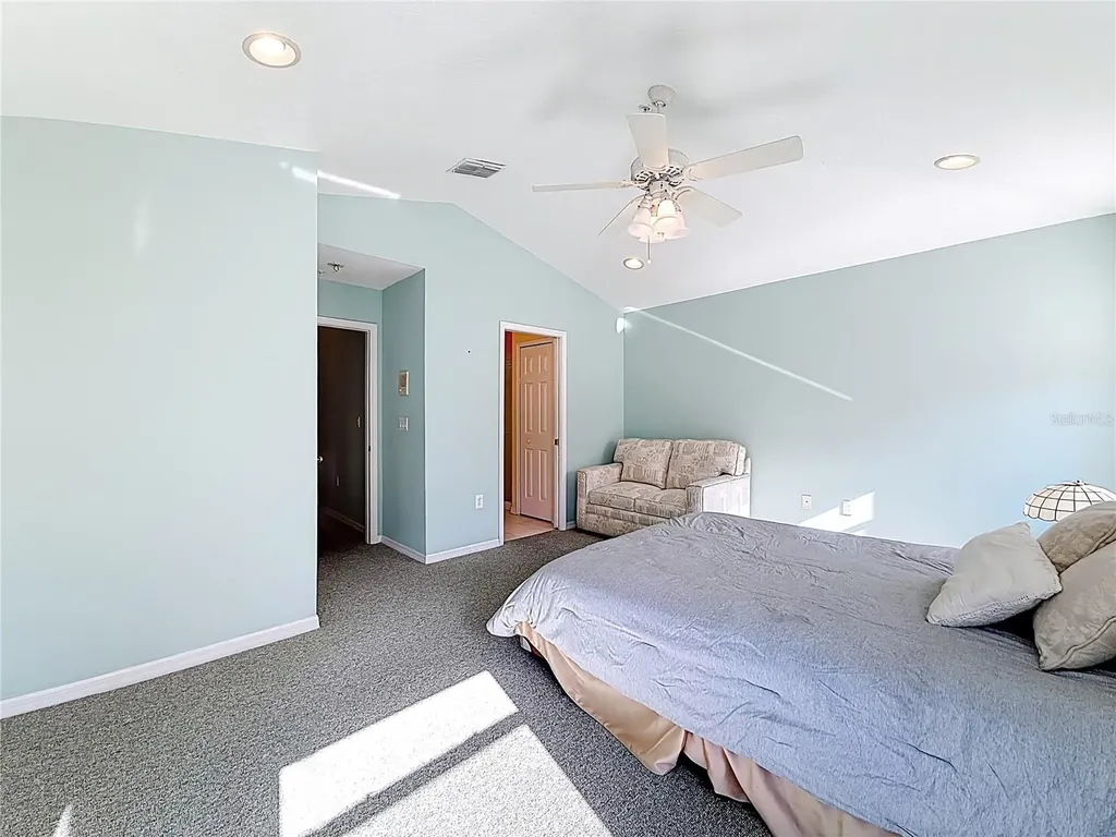 11117 Kapok Grand Circle Madeira Beach FL 33708