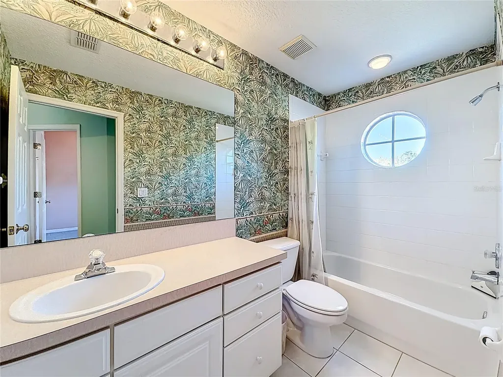 11117 Kapok Grand Circle Madeira Beach FL 33708