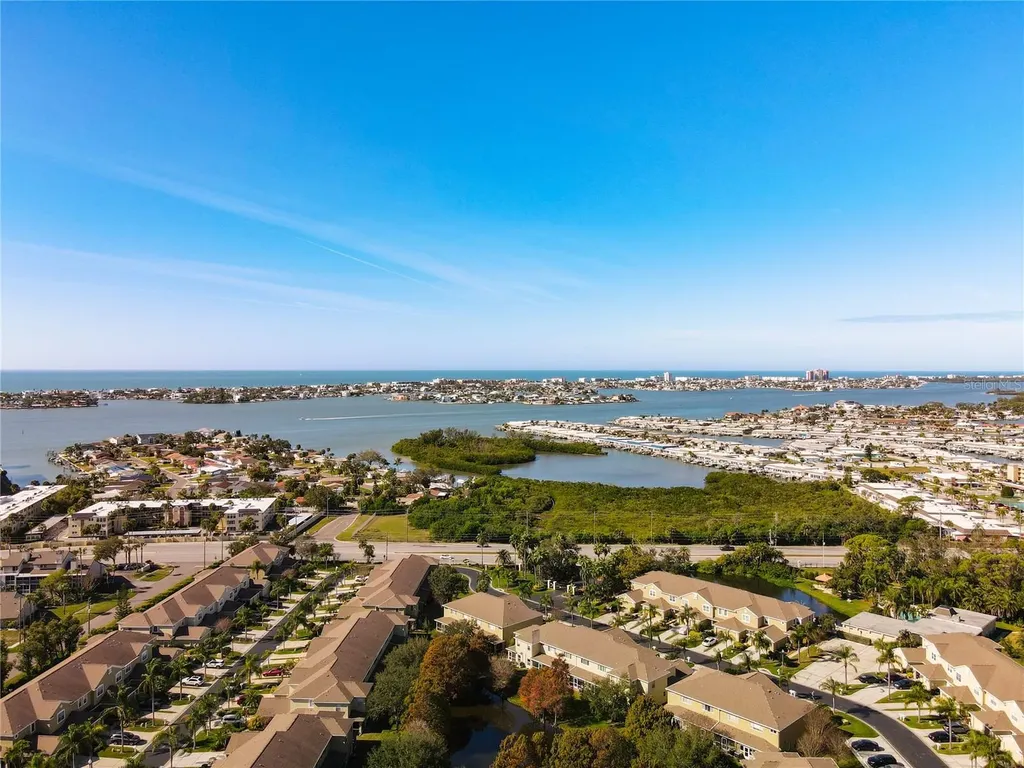 11117 Kapok Grand Circle Madeira Beach FL 33708