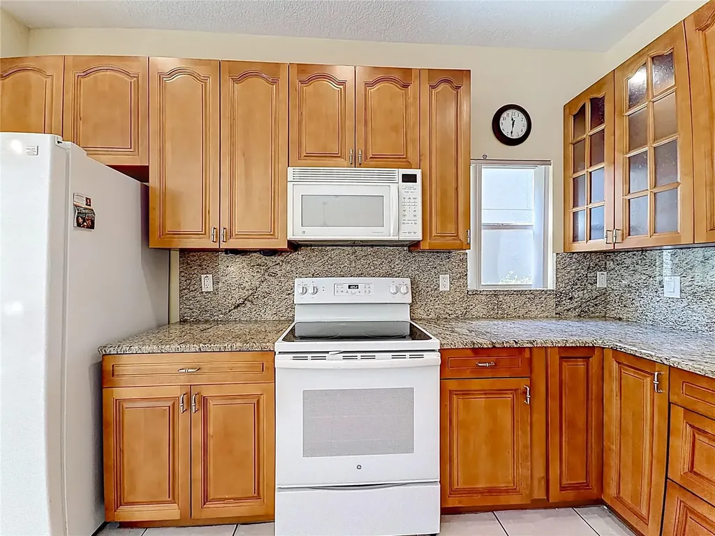 11117 Kapok Grand Circle Madeira Beach FL 33708