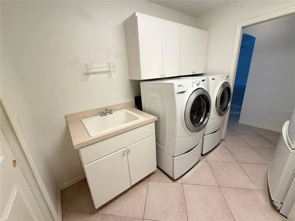 21623 Regency Park Lane Leesburg FL 34748