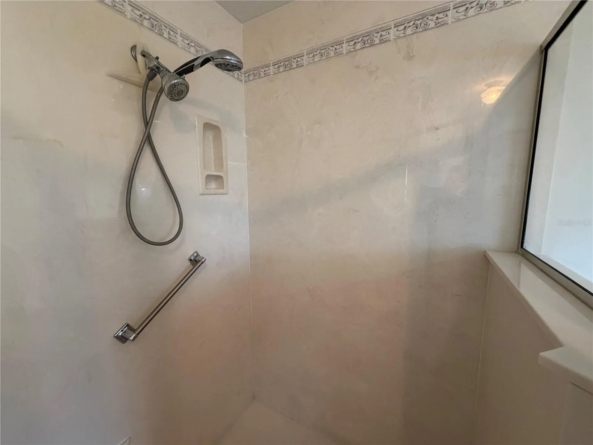 21623 Regency Park Lane Leesburg FL 34748