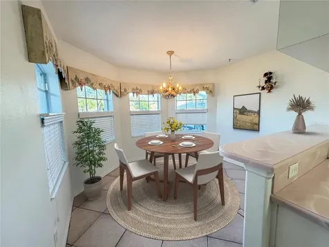 21623 Regency Park Lane Leesburg FL 34748