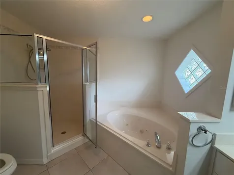 21623 Regency Park Lane Leesburg FL 34748
