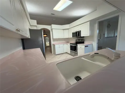 21623 Regency Park Lane Leesburg FL 34748