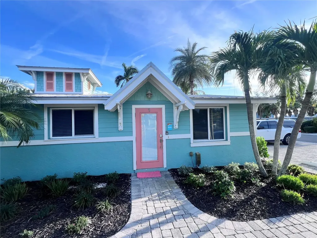 3007 Avenue E Holmes Beach FL 34217