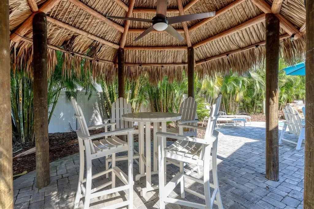 3007 Avenue E Holmes Beach FL 34217