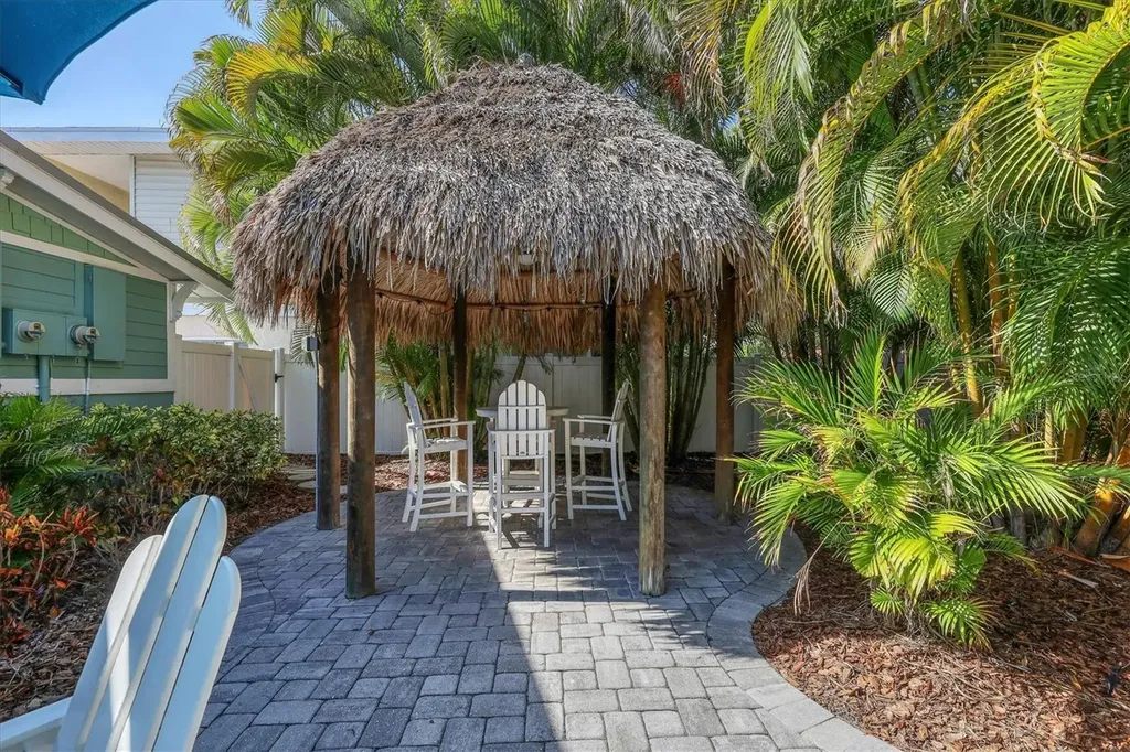 3007 Avenue E Holmes Beach FL 34217