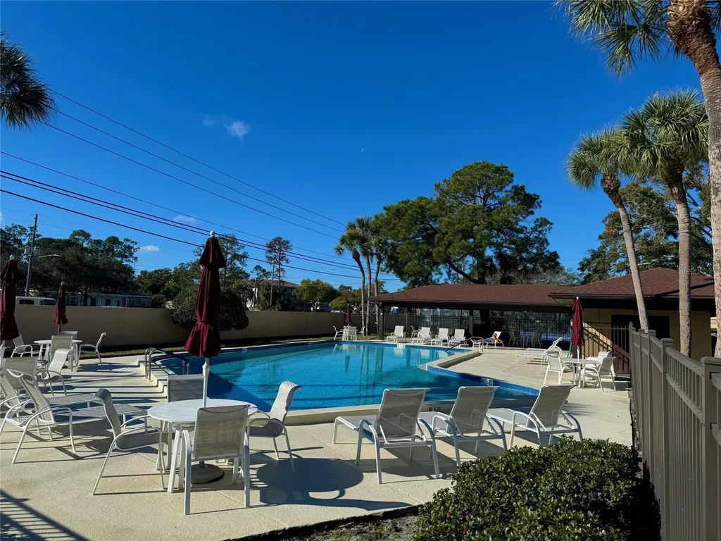 2663 Sabal Springs Circle Clearwater FL 33761