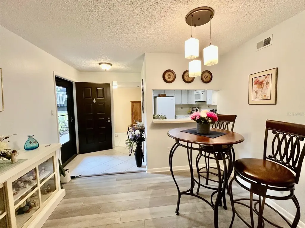 2663 Sabal Springs Circle Clearwater FL 33761