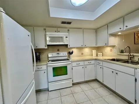2663 Sabal Springs Circle Clearwater FL 33761