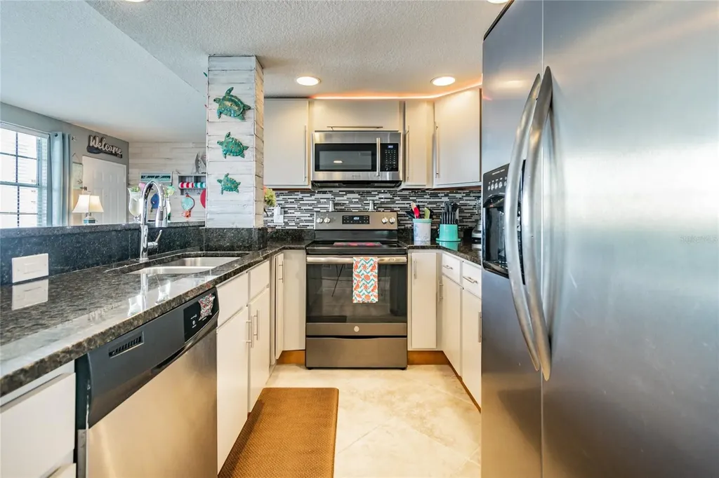 445 Hamden Drive Clearwater Beach FL 33767