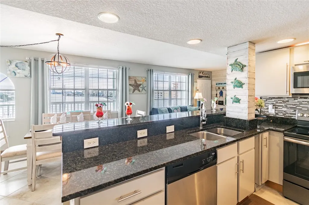 445 Hamden Drive Clearwater Beach FL 33767