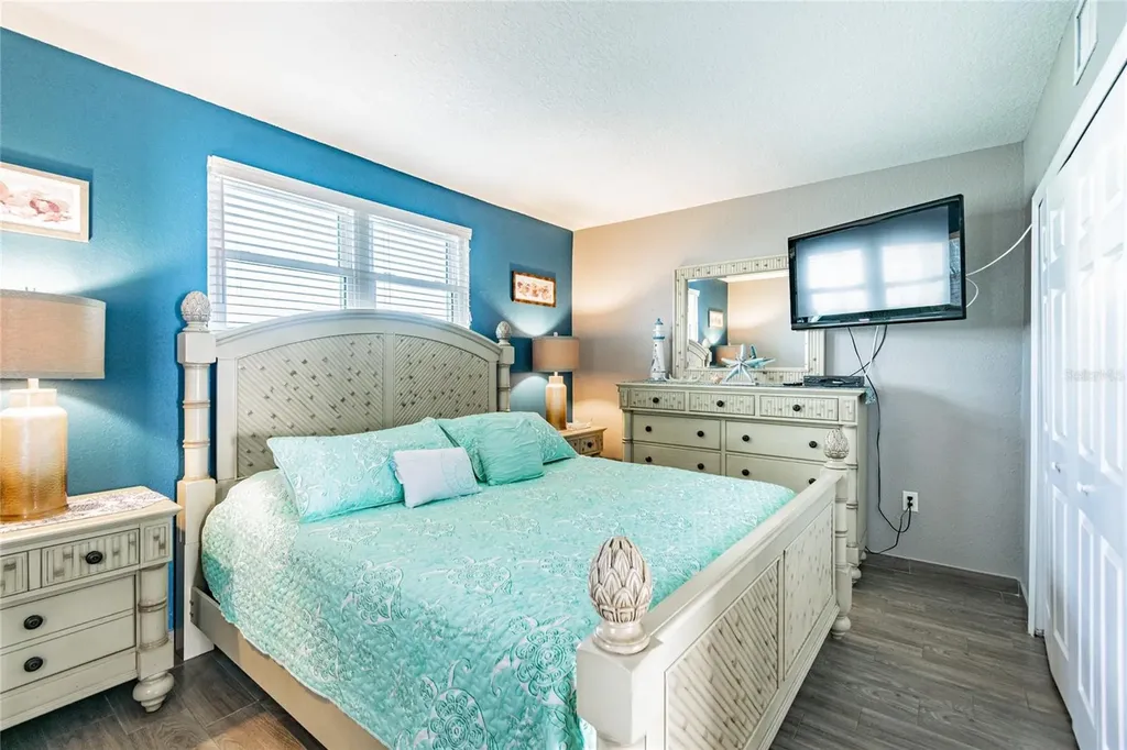 445 Hamden Drive Clearwater Beach FL 33767