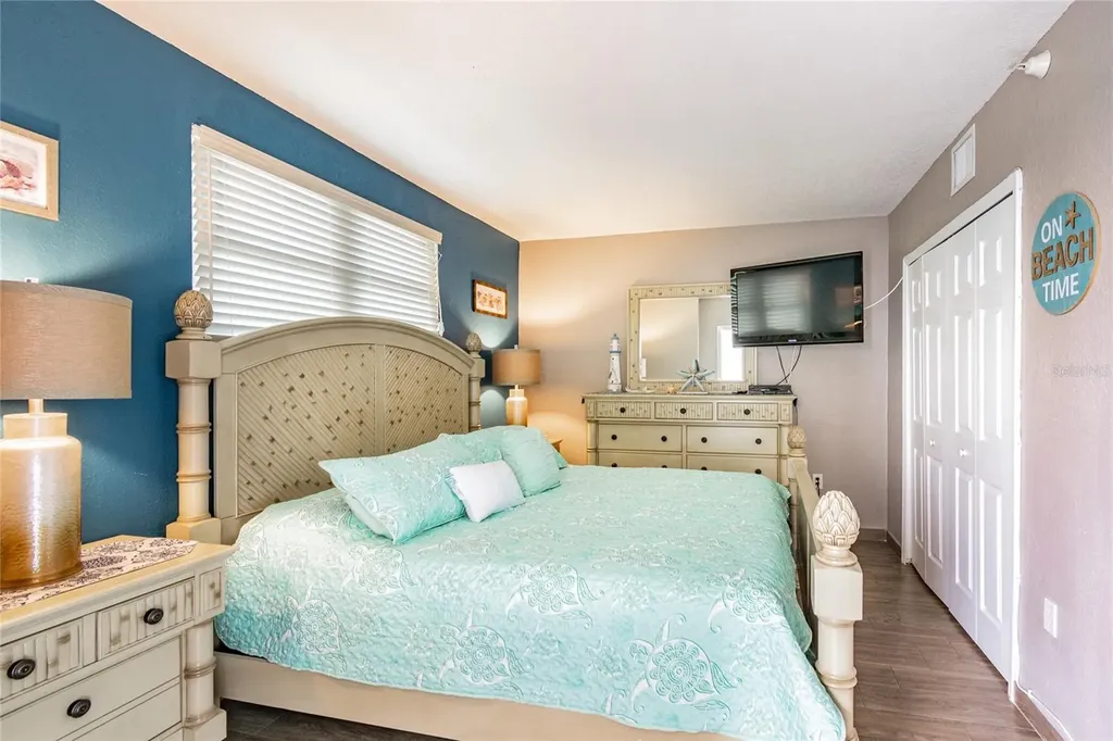 445 Hamden Drive Clearwater Beach FL 33767