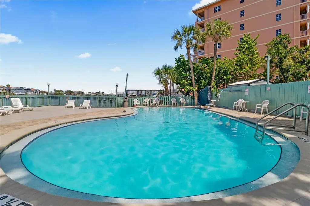 445 Hamden Drive Clearwater Beach FL 33767