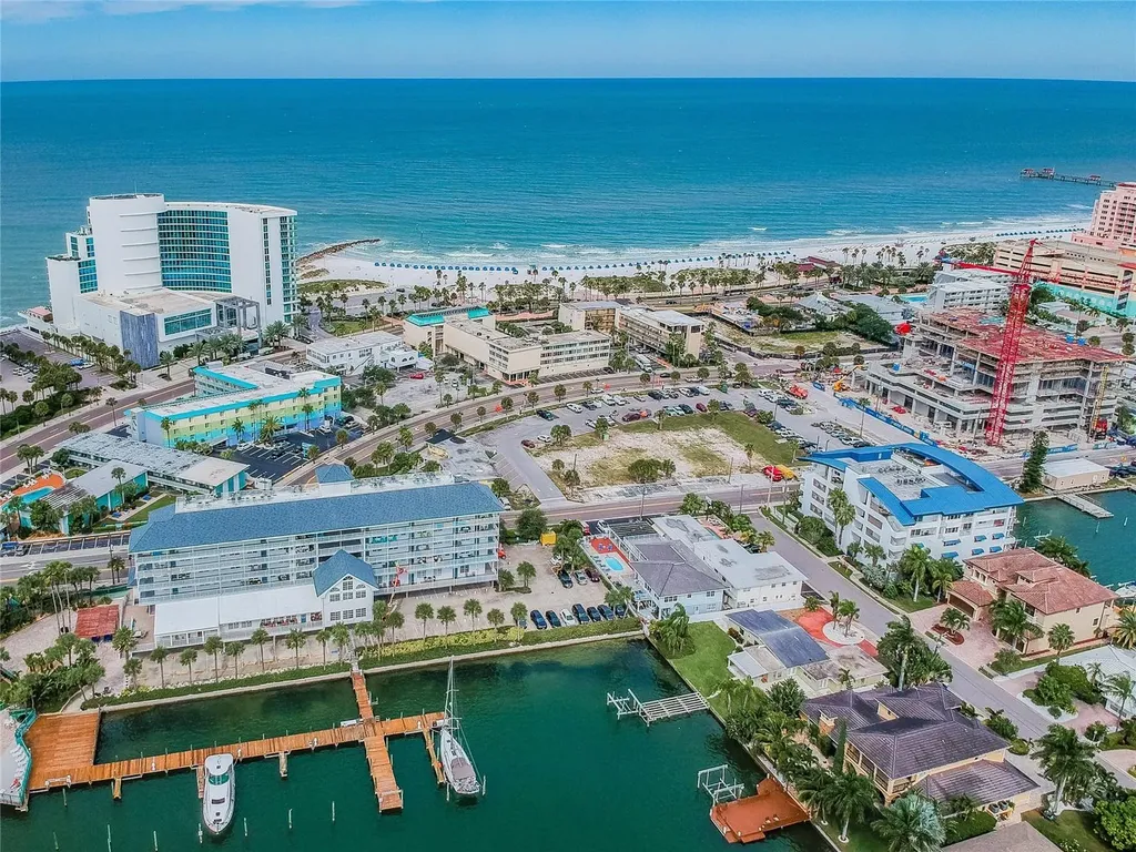 445 Hamden Drive Clearwater Beach FL 33767