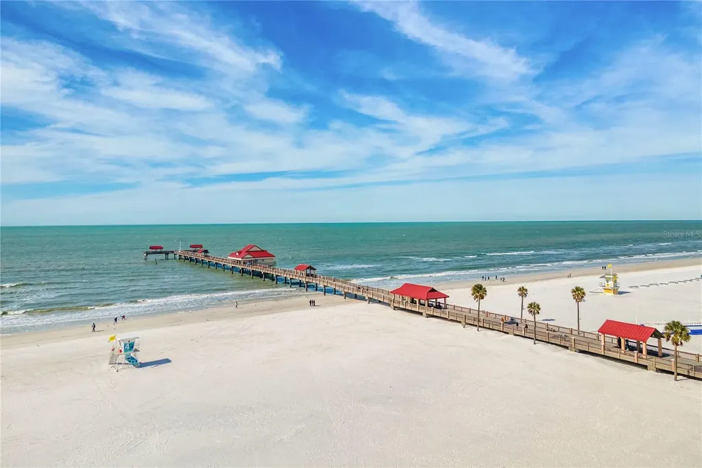 445 Hamden Drive Clearwater Beach FL 33767