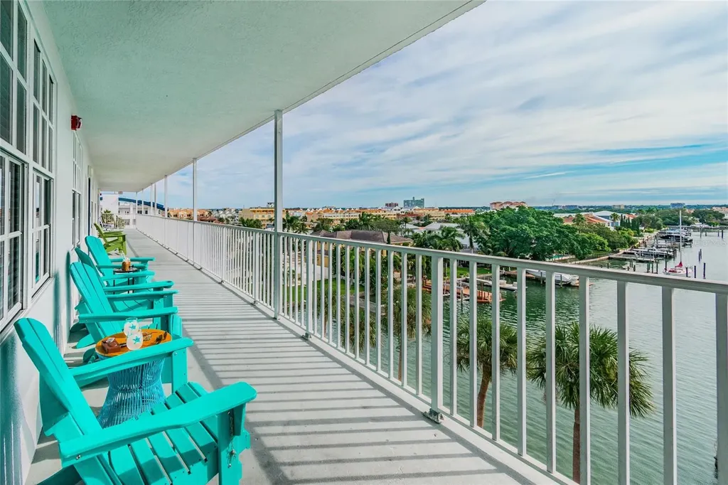 445 Hamden Drive Clearwater Beach FL 33767