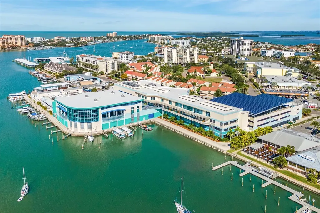 445 Hamden Drive Clearwater Beach FL 33767