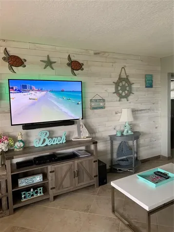 445 Hamden Drive Clearwater Beach FL 33767