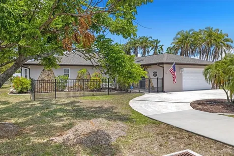 2132 Abscott Street Port Charlotte FL 33952
