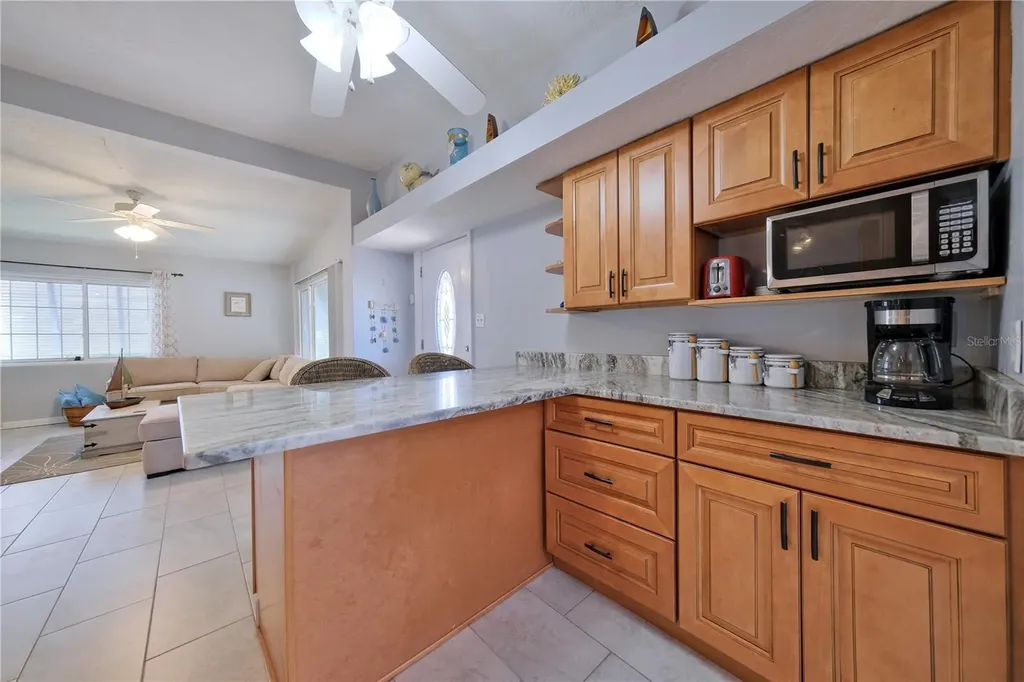 6811 Georgia Avenue Bradenton FL 34207