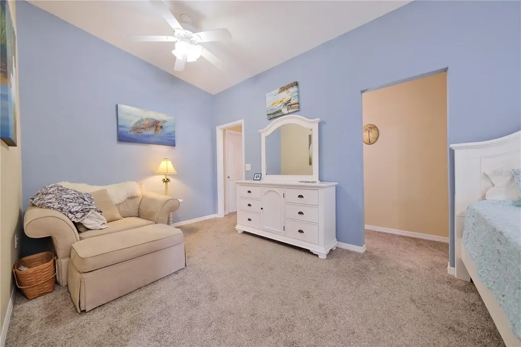 6811 Georgia Avenue Bradenton FL 34207