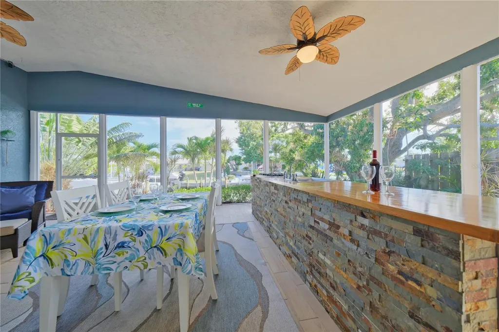 6811 Georgia Avenue Bradenton FL 34207