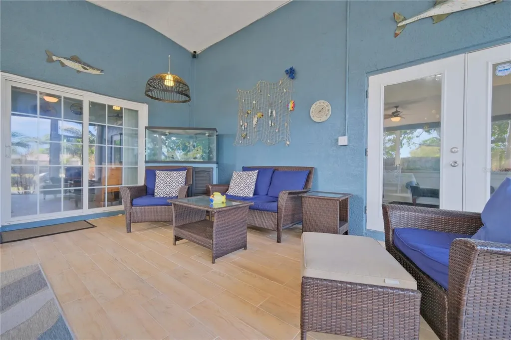6811 Georgia Avenue Bradenton FL 34207