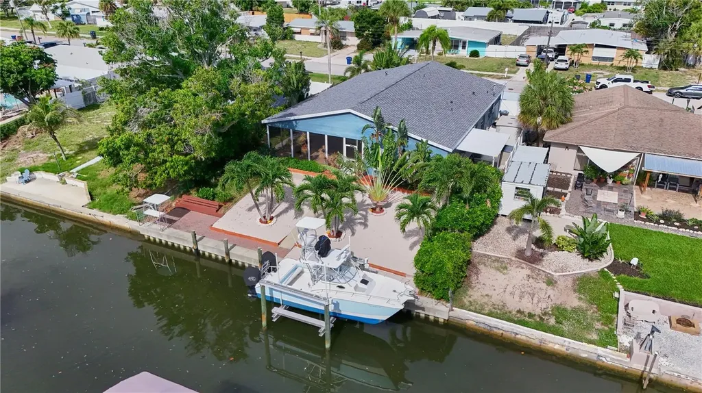 6811 Georgia Avenue Bradenton FL 34207